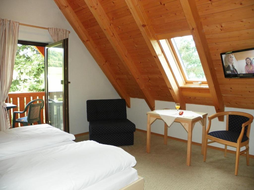 Landhotel Steigerwaldhaus Burghaslach Rom bilde