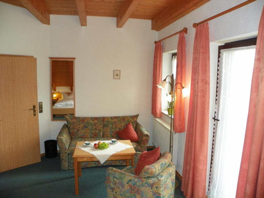 Landhotel Steigerwaldhaus Burghaslach Rom bilde